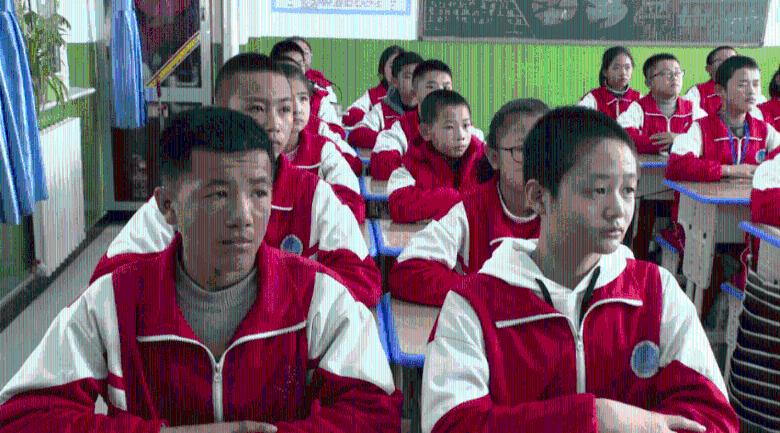 为什么有的人正脸好看,侧脸却垮了?-智能解答问题,了解任何你想知道的事情